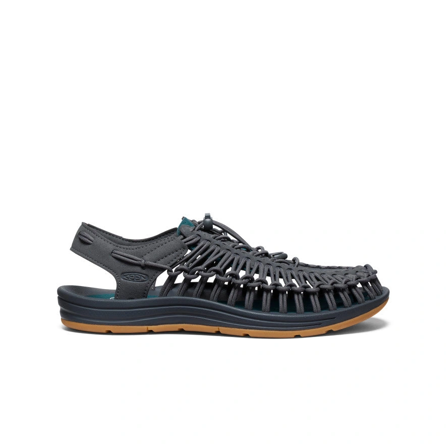 UNEEK x Only NY: De Sneakers die Unisex Style opnieuw uitvinden. Elke stap een New York moment.